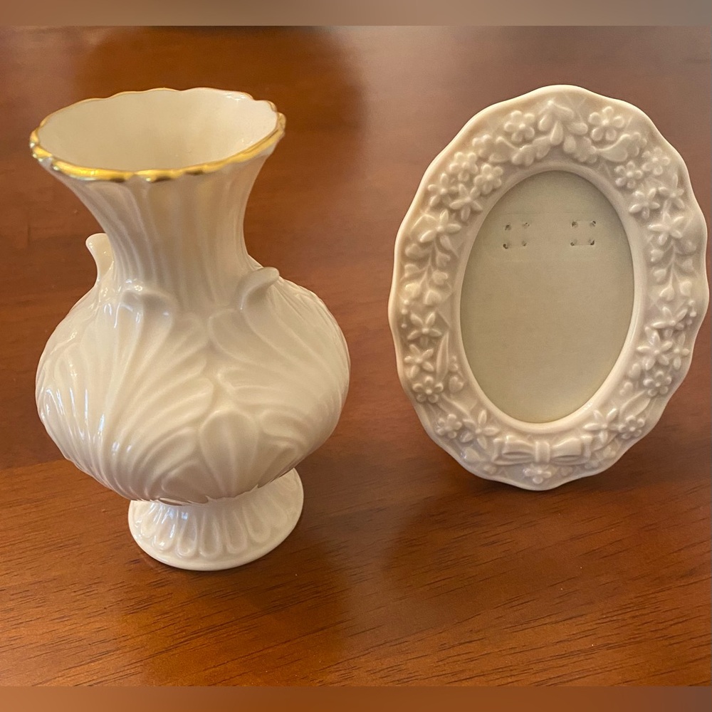 Lenox Mini Bud Vase W/24 K Trim On Rim & Floral Embossed Mini Picture Frame